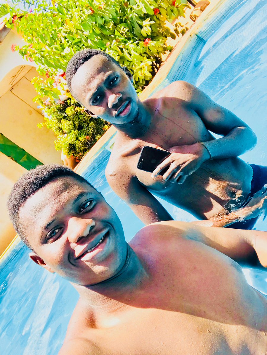 Raouf38403792's tweet image. The life 🌹