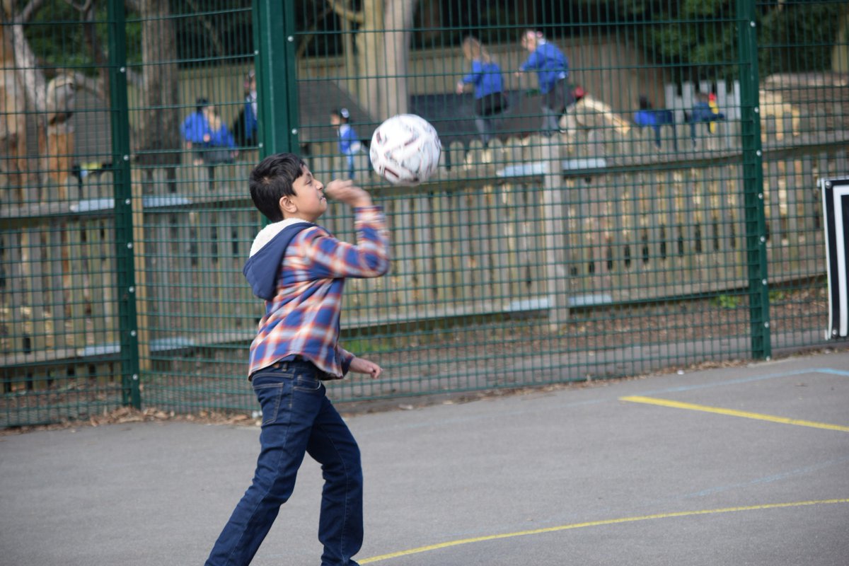 CHJSchool's tweet photo. More outfits. We even had Gaelic Football from Miss Larkin! (3/3) https://t.co/7m8rVYso10