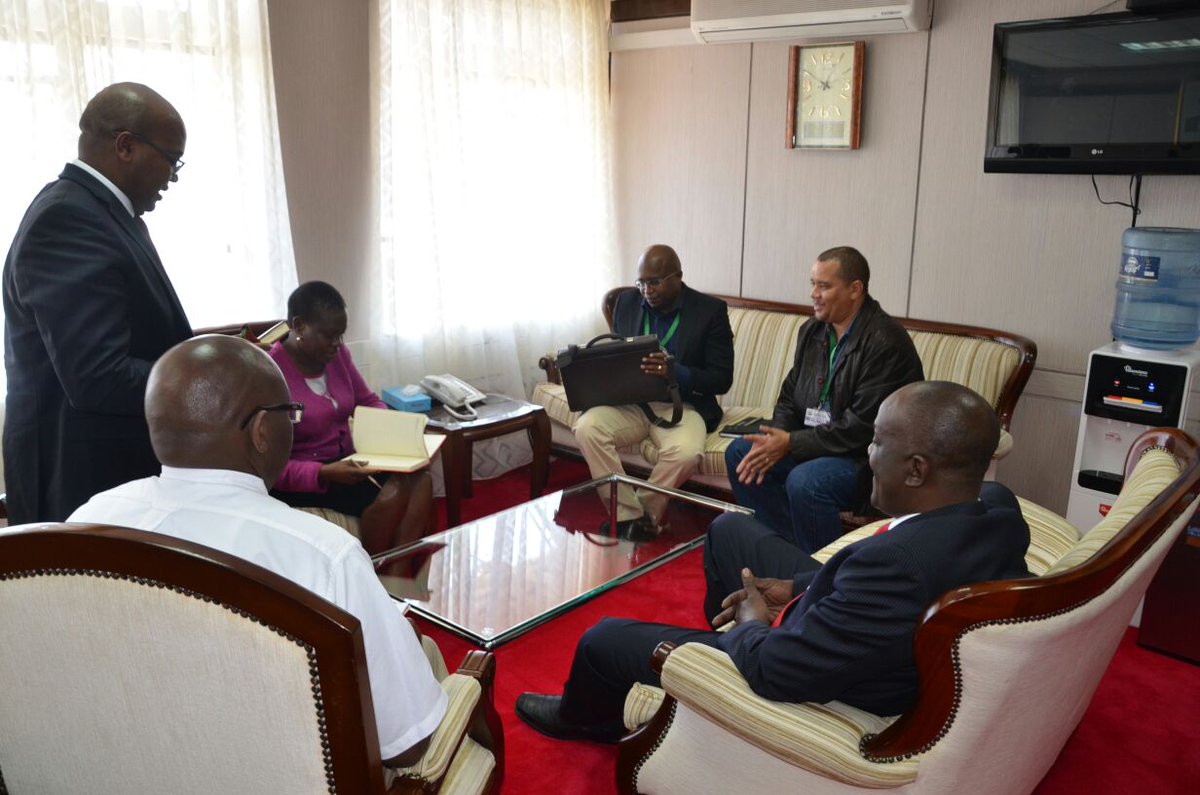 LSKPresident's tweet photo. Today I paid a courtesy call to @Lands_Kenya CS @Faridakaroney to discuss matters of common interest including the ongoing digitization process. We are committed to enhancing service delivery. https://t.co/GIpe95A6RN