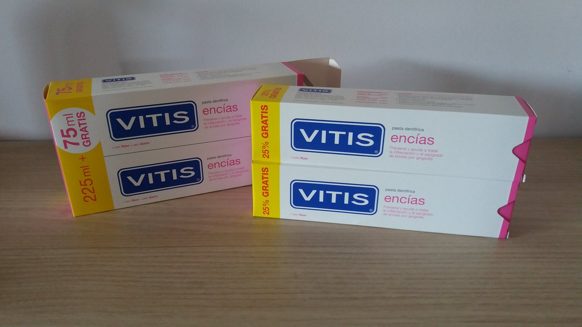 morillolorena's tweet photo. ¿De verdad es tan necesario poner tres cajas de cartón para dos tubos de pasta de dientes? Por favor reducir el consumo de envoltorios inncesarios @Vitis_es https://t.co/Rfmpfc8Xoa