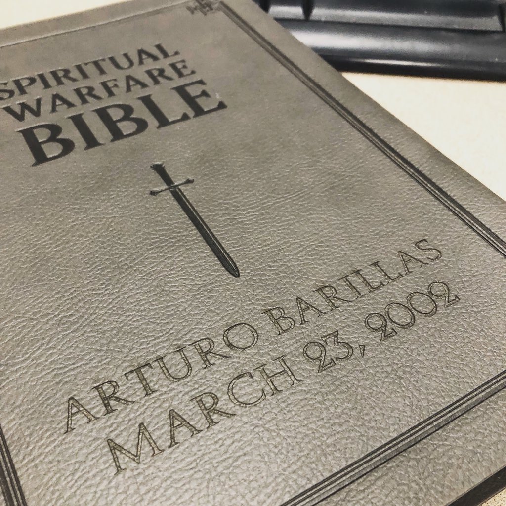 Art_Barillas's tweet photo. 16 Years ago My life changed forever. HE called me by my name and said that he loved me. Forever in love and forever grateful to Christ. My Lord, Saviour and King. We continue this path to share His love story to all the world. #ForeverCatholic #CatholicLife #Catholic https://t.co/wU6Au22HW6