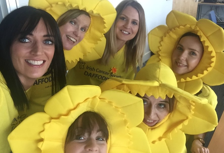 rmurr2803's tweet photo. HR team supporting  #DaffodilDay @BootsIrishJobs @IrishCancerSoc https://t.co/3MewYqg2LW