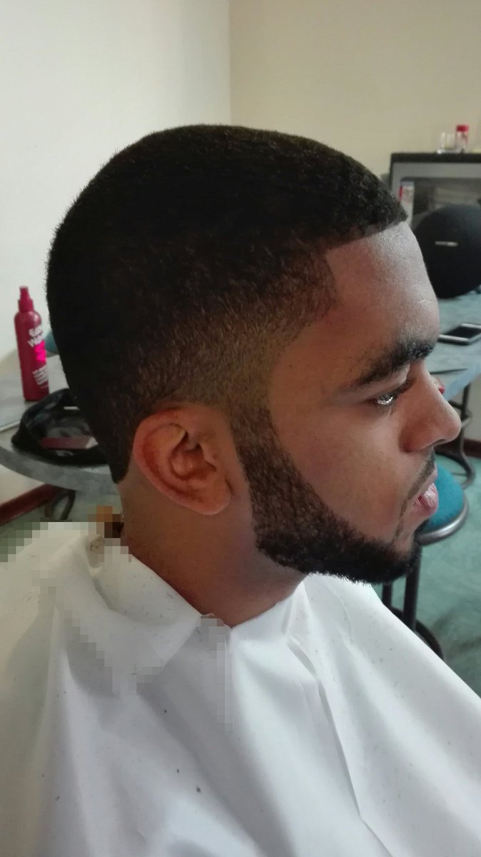 Dominic_Mtj's tweet photo. Hi twitter family, #unemployment is real. I'm trying to raise funds for my graduation through my haircutting business. I run a mobile barbershop in and around Auckland Park, Johannesburg. DM for info, Kindly spread the word
@sure_kamhunga 
@NYDARSA 
@NdzaviDerrick
#BlackBusiness https://t.co/RM3phnfNa7