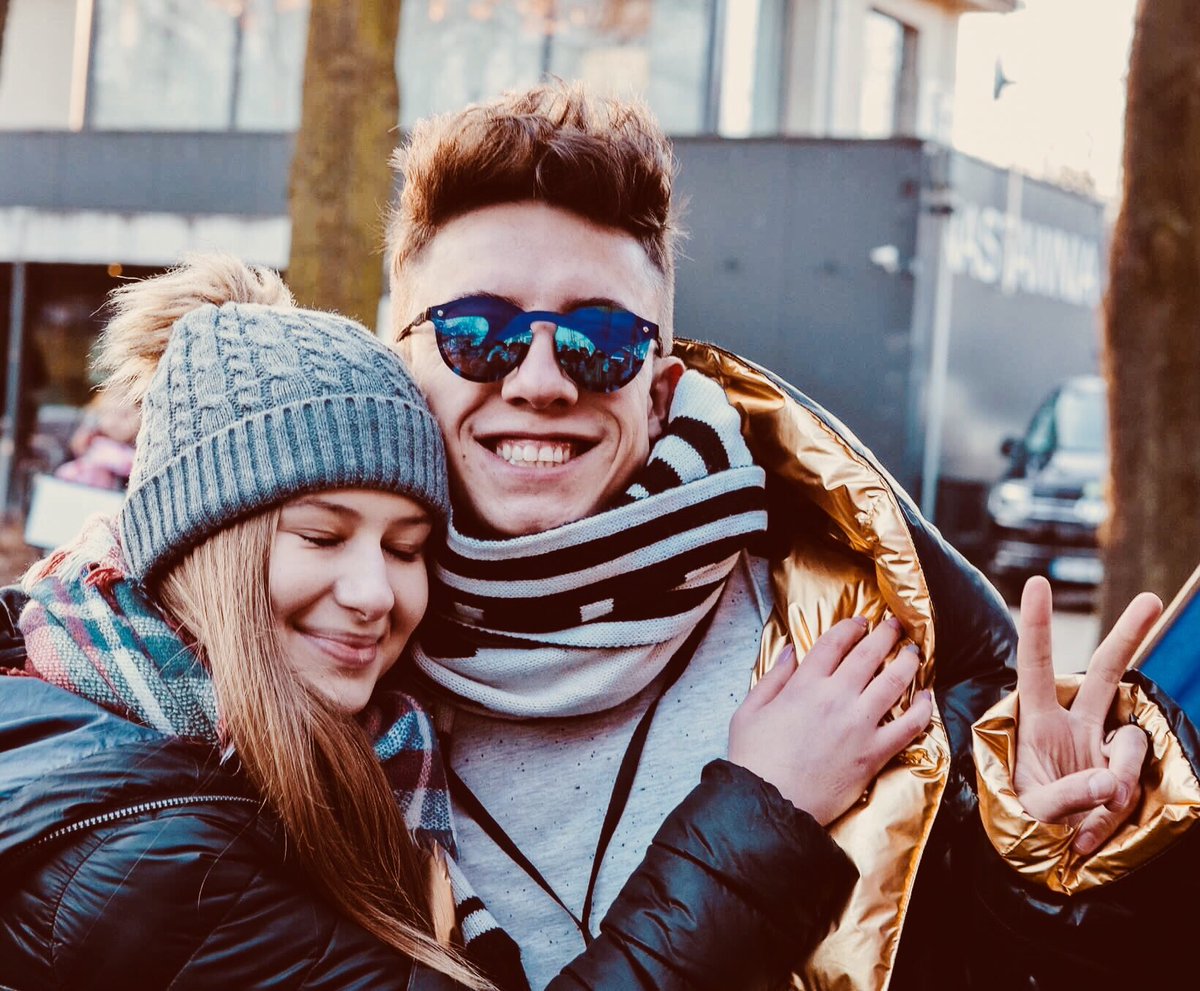 izxxx28's tweet photo. Nawet jesli nie jestescie z fandomu to prosze mocno o RT
to duzo znaczy a wyniki juz niedlugo #KCA #UlubionaPolskaGwiazdaDawidKwiatkowski https://t.co/aTSpSOjvAL