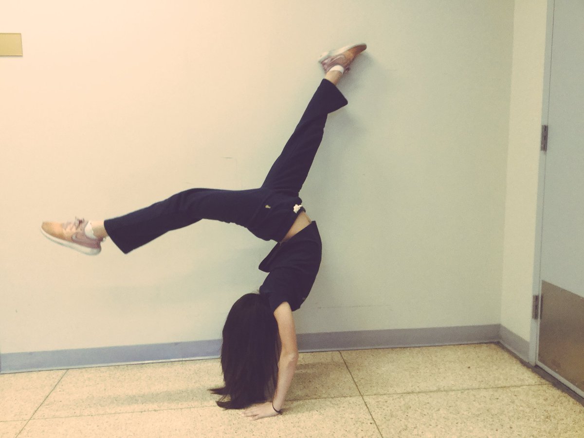 HFitzgerald_Xhs's tweet photo. Amanda is on the gymnastics team 
#itsLit2018 #day23 https://t.co/is0AGaZi00
