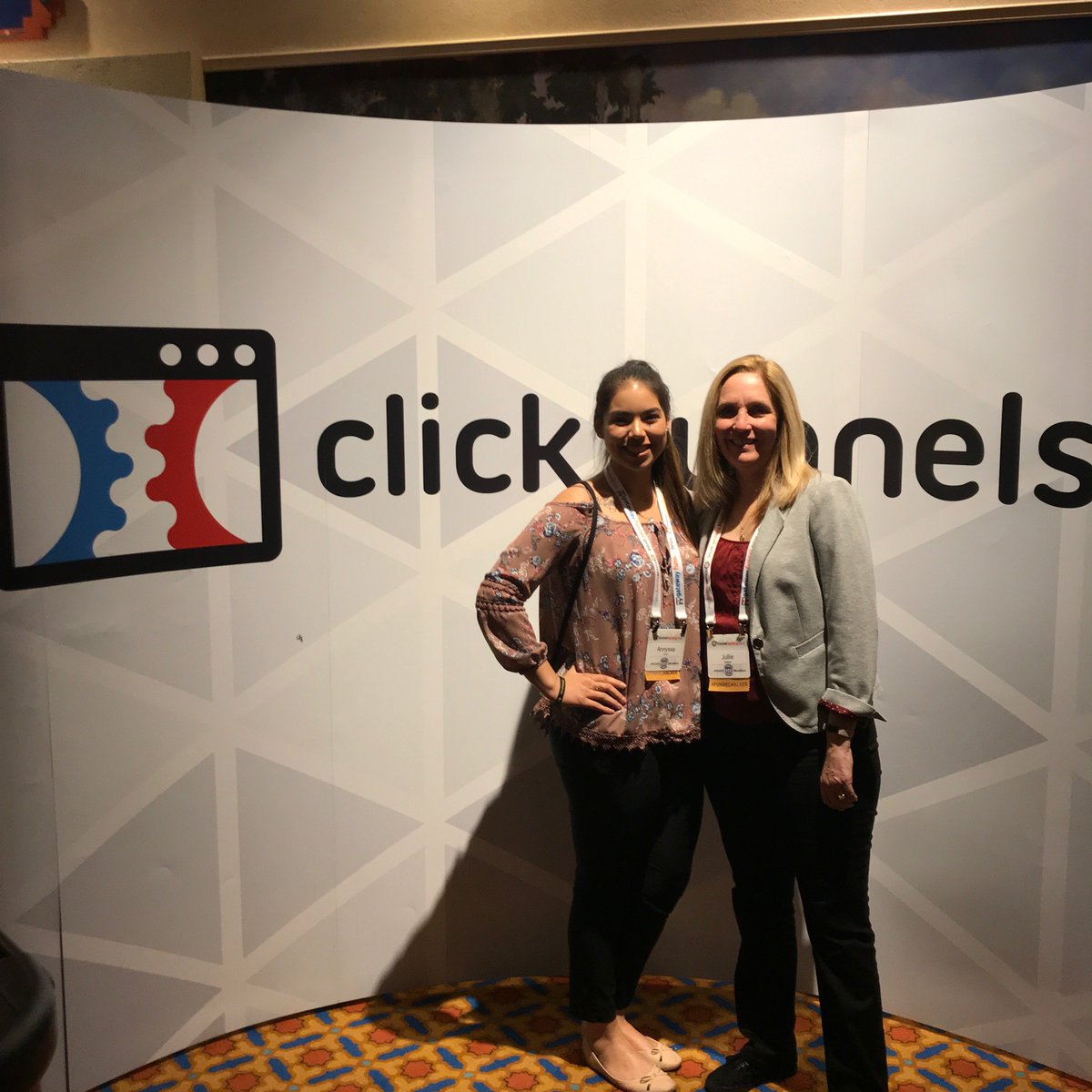 thomasaalston's tweet image. A great picture of Jullie Alston and Annyssa Cruz of Aero &amp;amp; Marine Tax Professionals at Funnel Hacking Live 2018! #FunnelHackingLive #FunnelHack #AeroMarine #Orlando #ClickFunnel#fhl2018