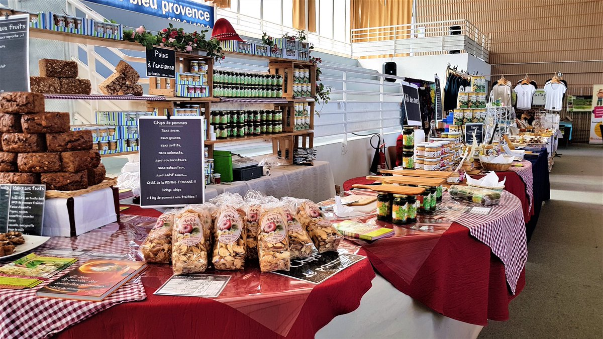 Top départ pour le salon #bio La Vie Autrement à #Grimaud : produits consommables bio, jardinage, médecines douces, artisanat; mais aussi #Conferences Sophie Rabhi , ateliers #enfants, dégustations, restauration bio 😀 bit.ly/SaloNBIO 🌱Tout le #weekend