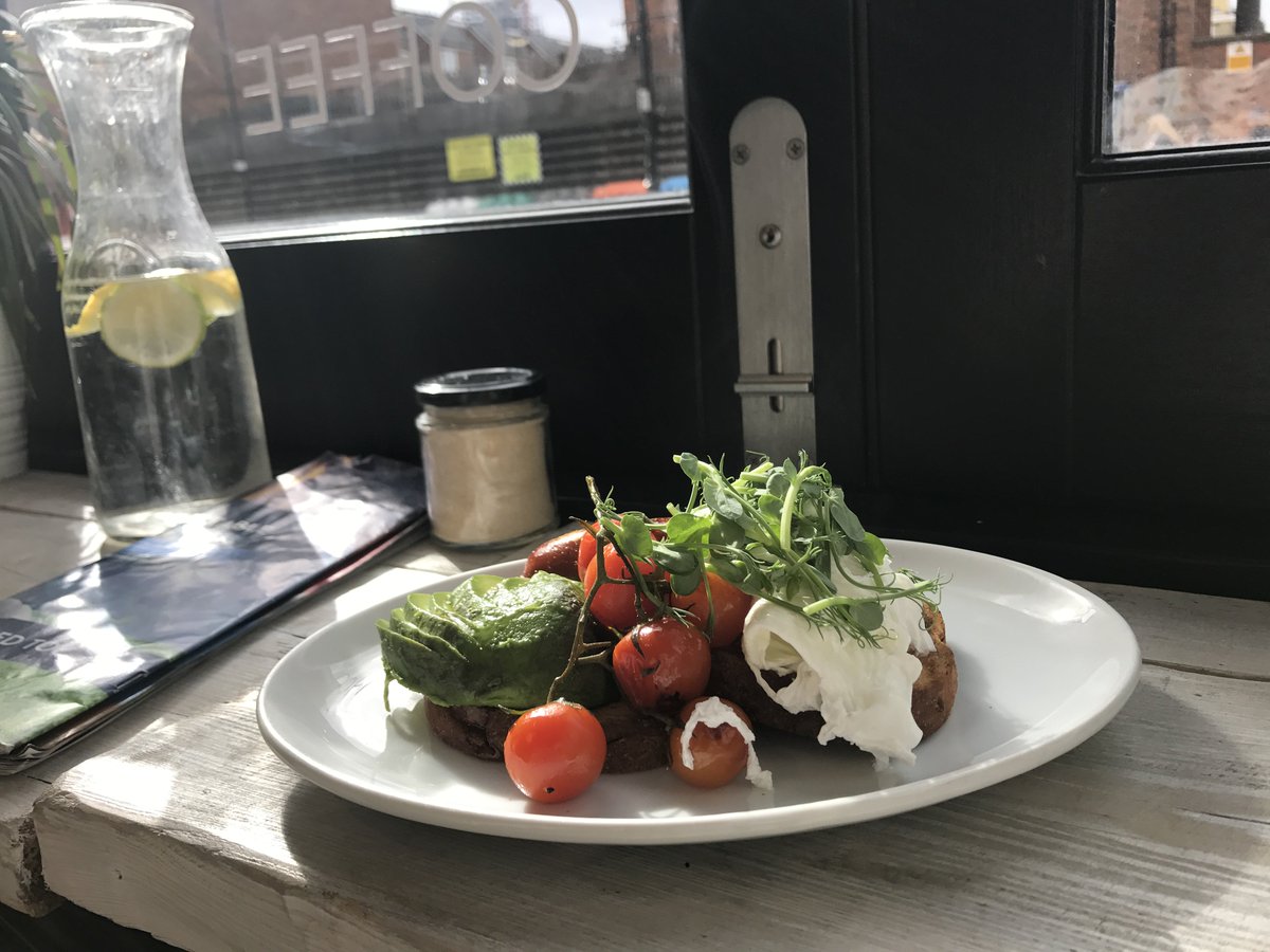 Starting freelance career as I mean to go on (or for as long as funds allow) <a href="/wearethebach/">The Bach</a> 👌🏽