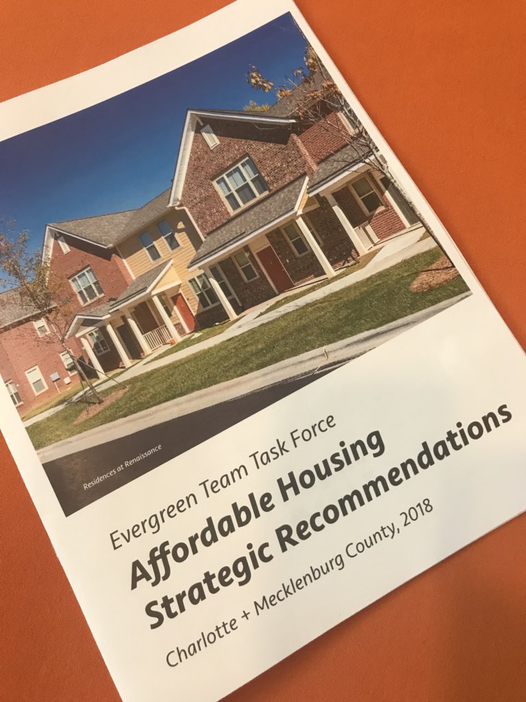 We’re starting our breakout sessions! Look forward to seeing the #inspiration + #innovation that results. #timetolearn #housingclt #iseehousing