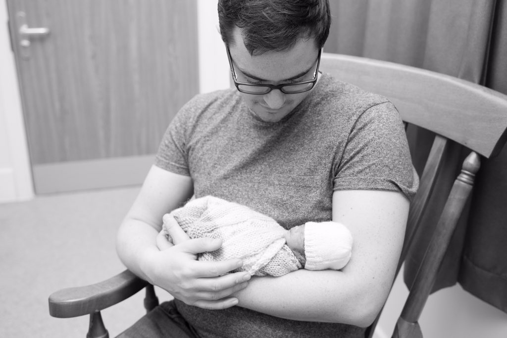 My husband wrote a beautiful blog post on his experiences of being a dad with empty arms after losing Kaspar. Please read, share and subscribe if you'd like to see more.....
loveamongstthestars.com @SandsUK @TommysMidwives @BorneCharity #babyloss #stilladad #CosmicKaspar