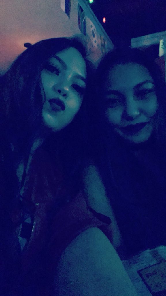 ashbrks_'s tweet photo. Growing was never easy for us! We fight, we disagree, we laugh, we constructively criticize each other but I got mad love for you & would take a blow for you! 💘✨ #sisterdates #familyfirst https://t.co/eTn3gMW9eP