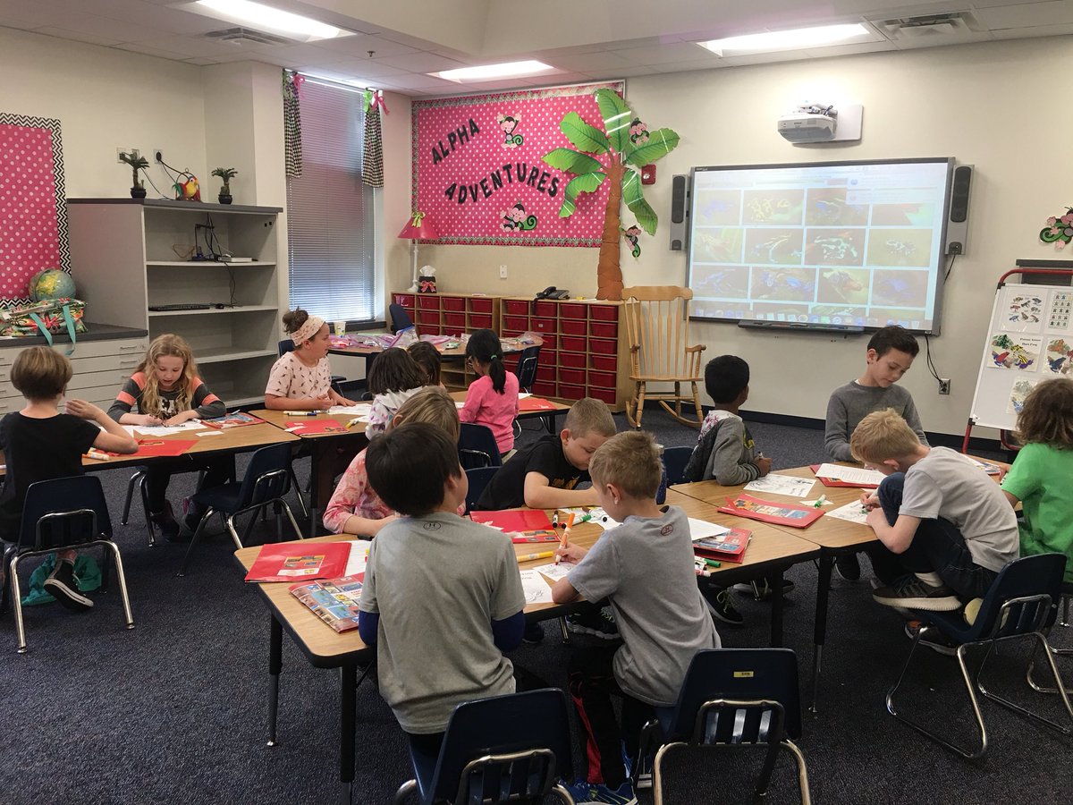 The Poison Dart Frogs are so cool! The kids are so proud of their scientific models! We have exciting videos too. #misdgt #MYMISD