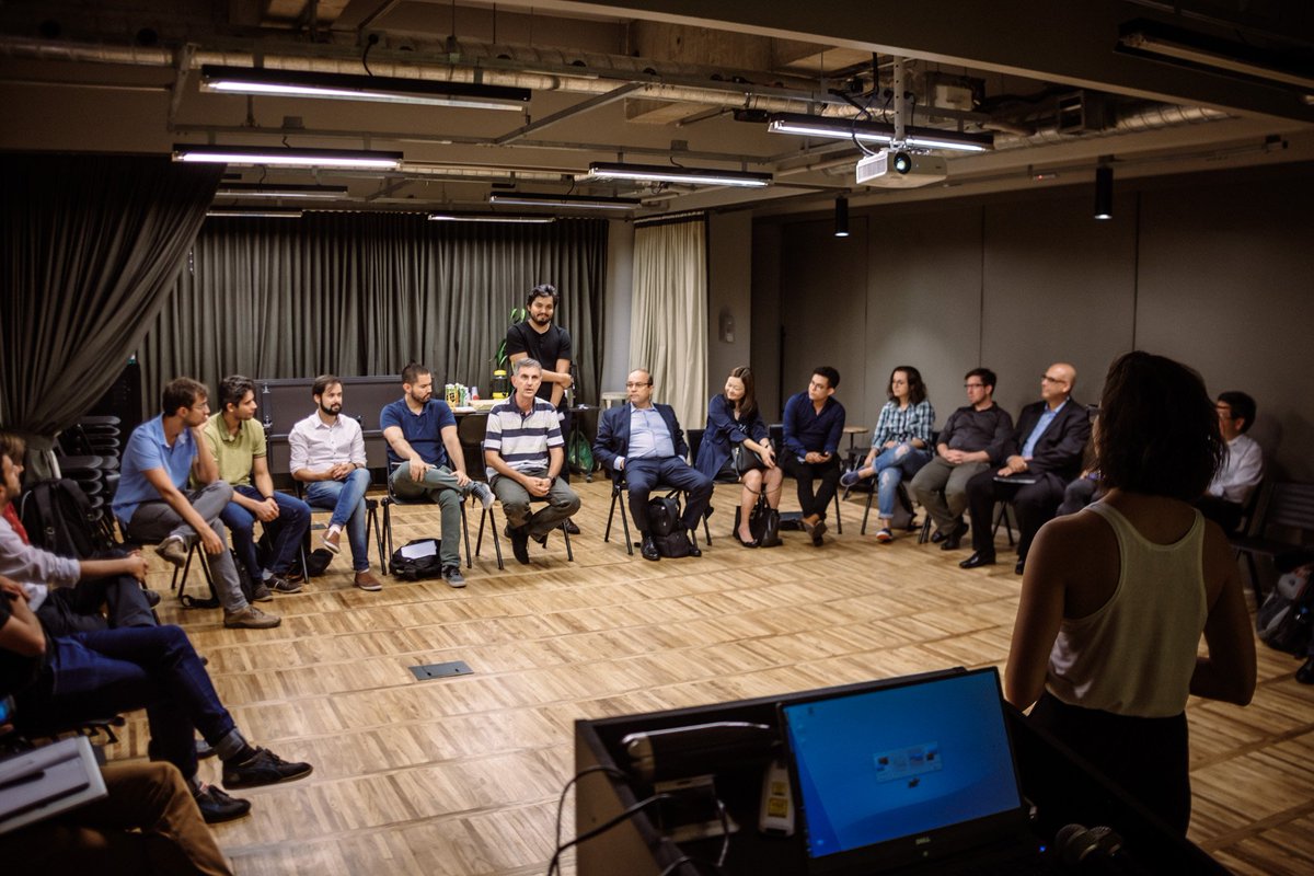 Quer mais detalhes sobre o 'Inteligência Artificial Em Perspectiva'?

Então leia nosso artigo de cobertura do evento! bit.ly/cobertura-ia-e… #InteligênciaArtificial #Dados #Ética #EmPerspectiva