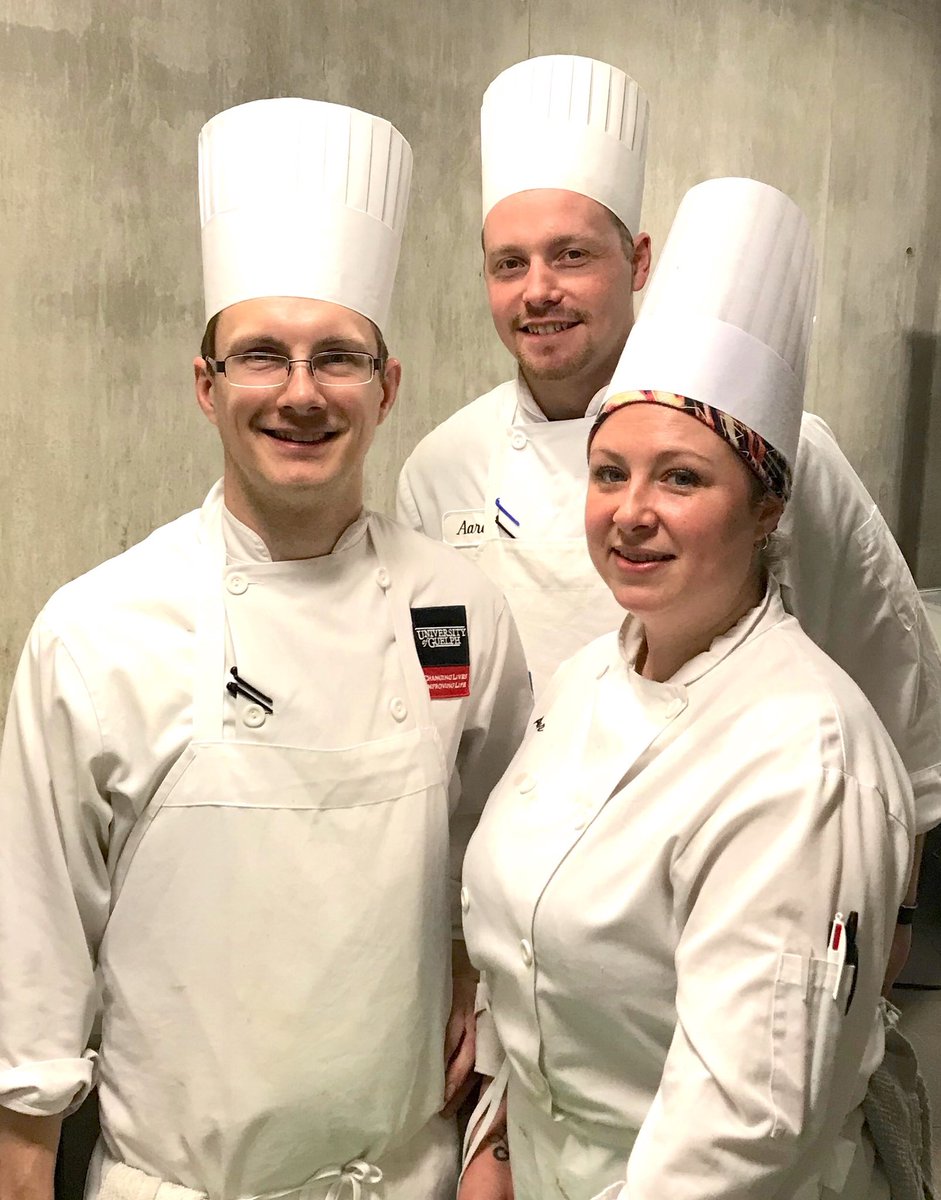 100milemark's tweet photo. I'm #Grapeful 4 great family, friends & to be able to work with such a passionate team of people @uofg. Our @HospitalityUofG & @UGSpecialEvents #team w/ #UofGChefs served a #grape meal 4 @UofGUnitedWay @UWGuelph THANK YOU! ❤️ #Guelph #ChefJenR #UnitedWay #Grateful #CampusFood https://t.co/6EByd3DO6l