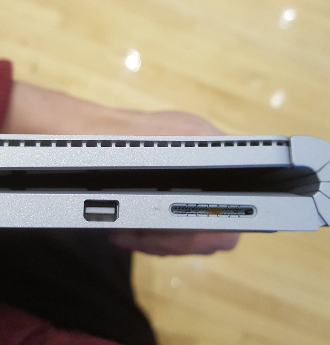 ksteedtech's tweet image. Does anyone have an adaptor for us to project our laptop during our amazing #youcet presentation on @nearpod? 1:00pm :) help! #ucet18