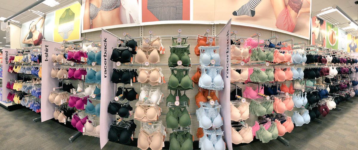 StephanieMnique's tweet photo. We are so excited to be a part of the Project Lace rollout! My team and I have had so much fun learning more about our products and our guests can’t get enough! #TargetStyle #T0911 @MattRadesi https://t.co/gfondUuoce