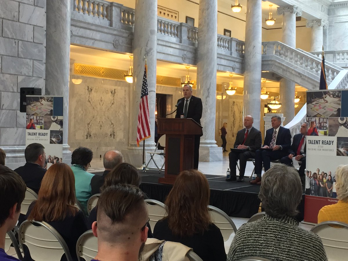 BusinessUtah's tweet image. Proud to announce $1.92M in Talent Ready Utah grant funding with @JobsUT this morning at the @UTStateCapitol. This funding will provide more opportunities to create more work-based learning and career pathways programs throughout the state. #utpol #BusinessElevated