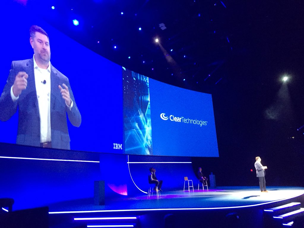 wturner_points's tweet photo. #pwthink great job @phil_vsi and team @cleartechit ... solid advice “listen to your clients” well done... step 2 of the L6 #transformation https://t.co/3vmOFOga1I