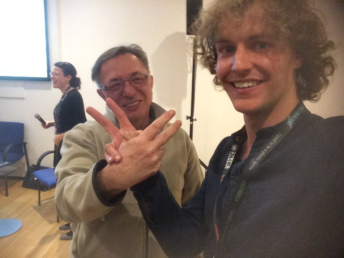 MichieltheKing's tweet image. We are #peacepartners #peacepartner :)