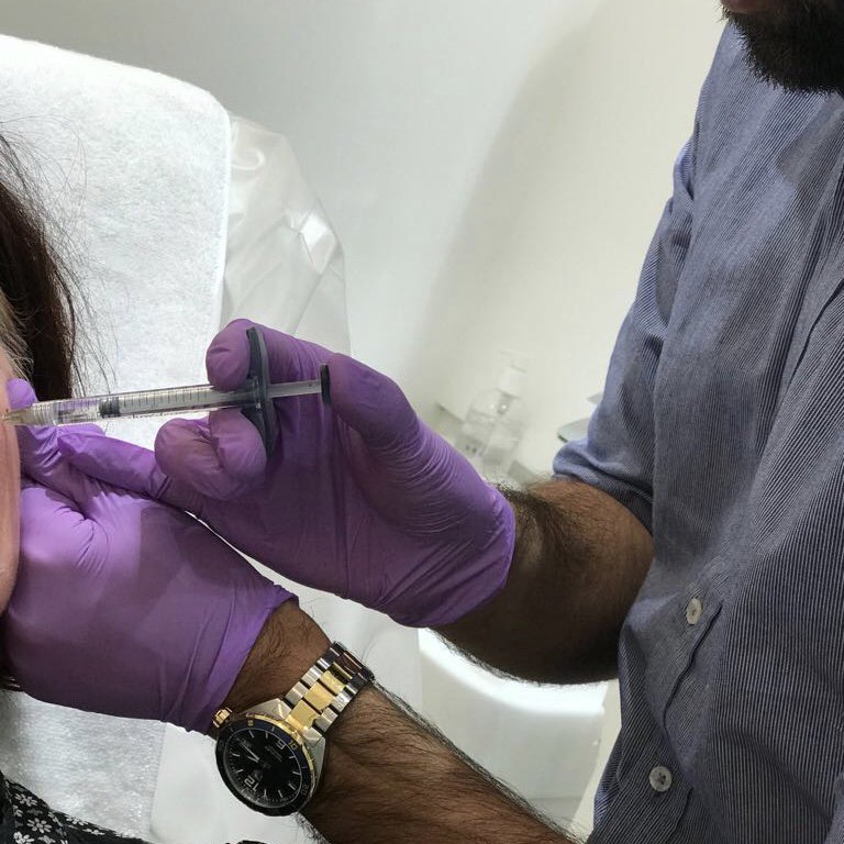 AllisonJeffery_'s tweet image. Cheek fillers with our Harley Street Doctors! They're Here every Saturday!

allisonjeffery.com
_____________________
#skinclinic #allisonjeffery #advancedfillers #facialfillers #dermalfillers #nosefiller