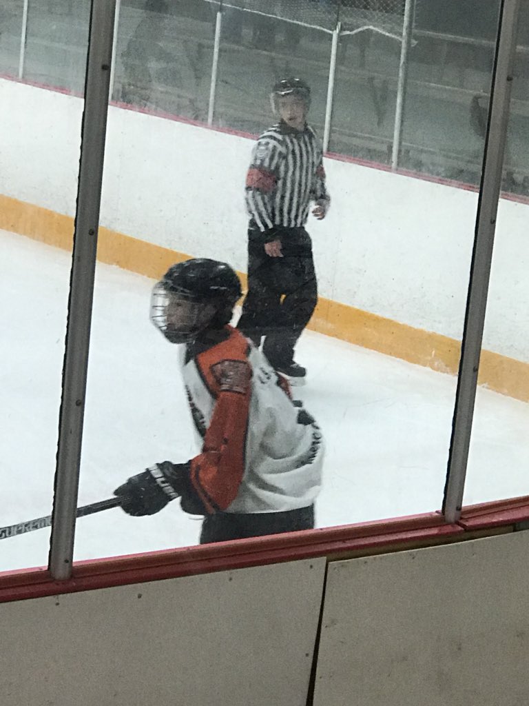 VancouverShap's tweet photo. Early morning at rink with Sam working as ref at a semi final at the PeeWee A2 Provincial Hockey Championships @BCHockey_Refs @VanTBirds @PCAHAMain #refdad https://t.co/h2AUbkvKN2