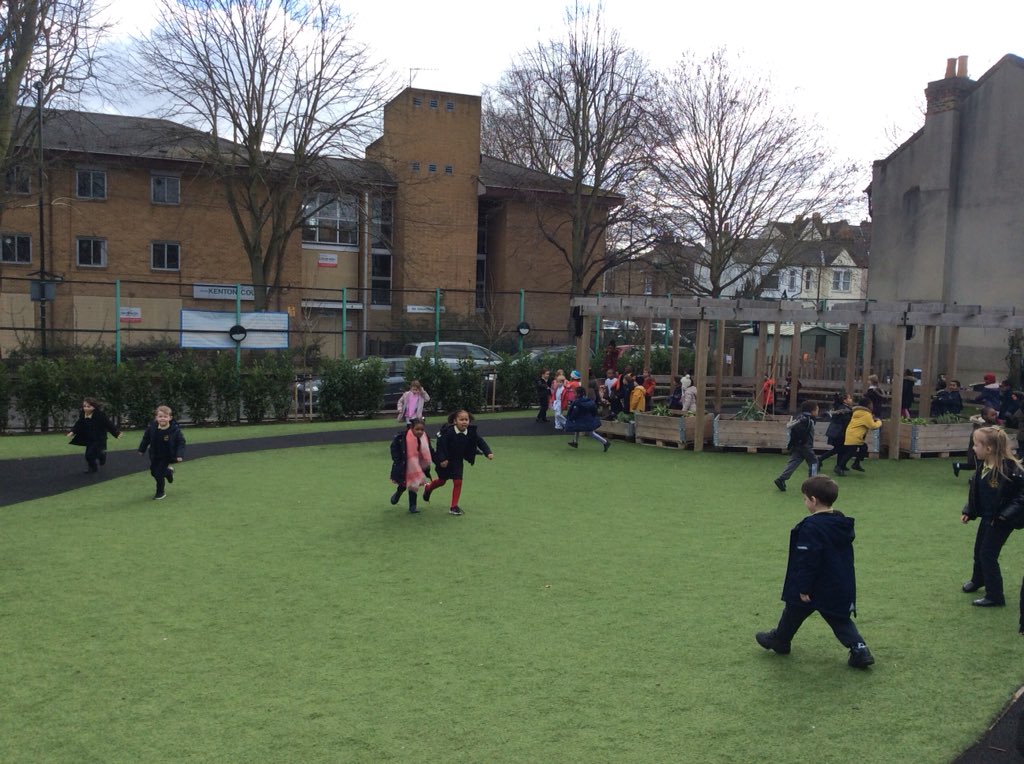 AdamsrillRn's tweet photo. Sport relief day: reception running https://t.co/C5Vm5eiyF2