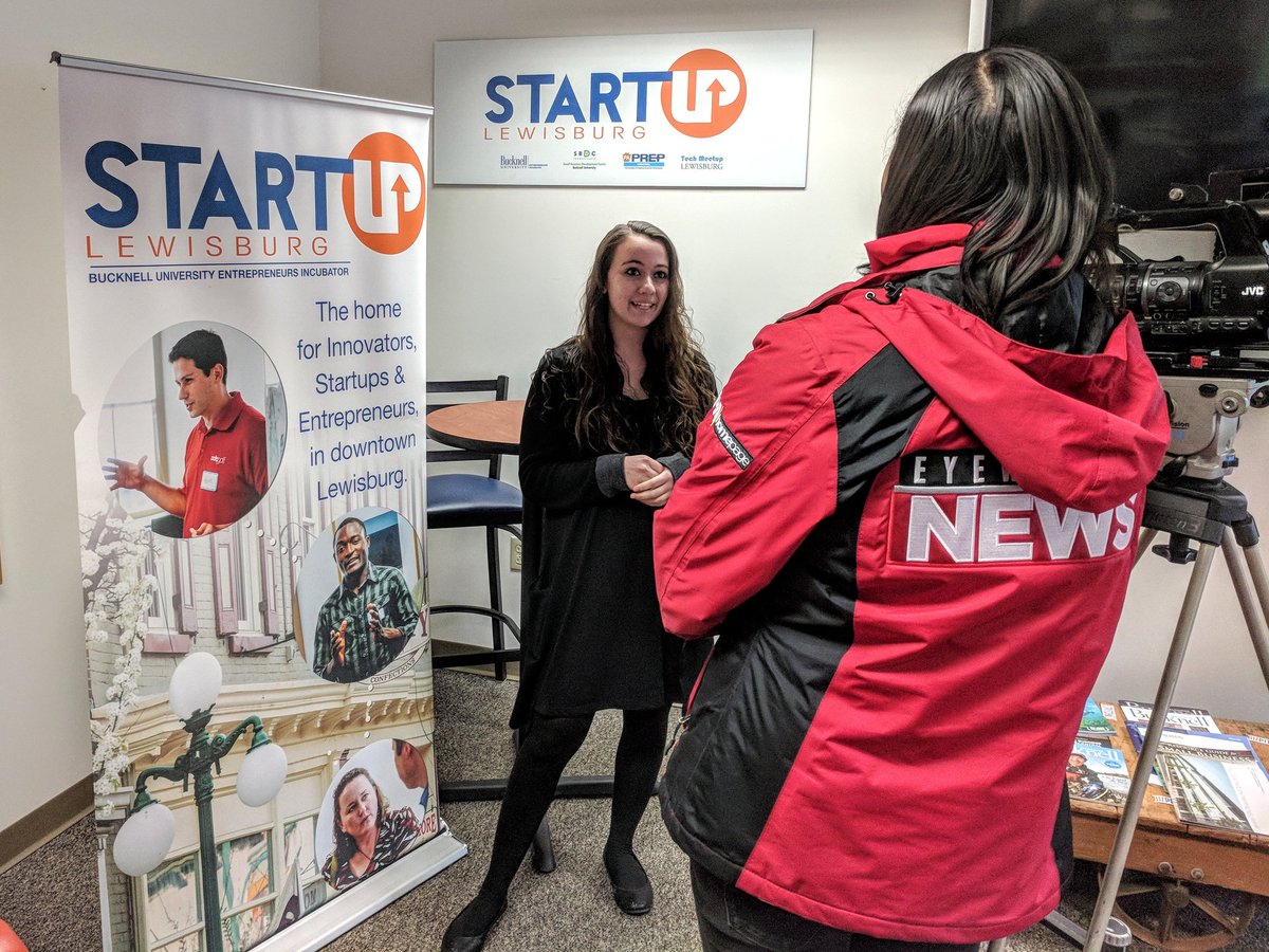 MikeFerlazzo's tweet photo. .@BucknellU junior Carolyn Sidoti, a double major, discusses her role as the student specialist consulting new #entrepreneurs with StartUp Lewisburg for the @BucknellSBDC during an interview with @wbrewyou's @MorganParrishTV on National #SBDC Day! https://t.co/Ko5SKziSyA