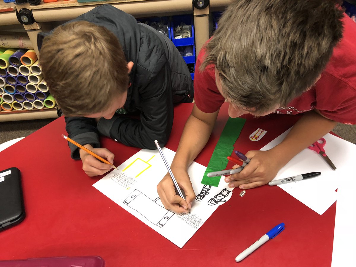 Amazing creativity with our stop motion videos in the Innovation Lab <a href="/SanOnofreSchool/">San Onofre School</a> ! #FUESD @CoachtoLearn