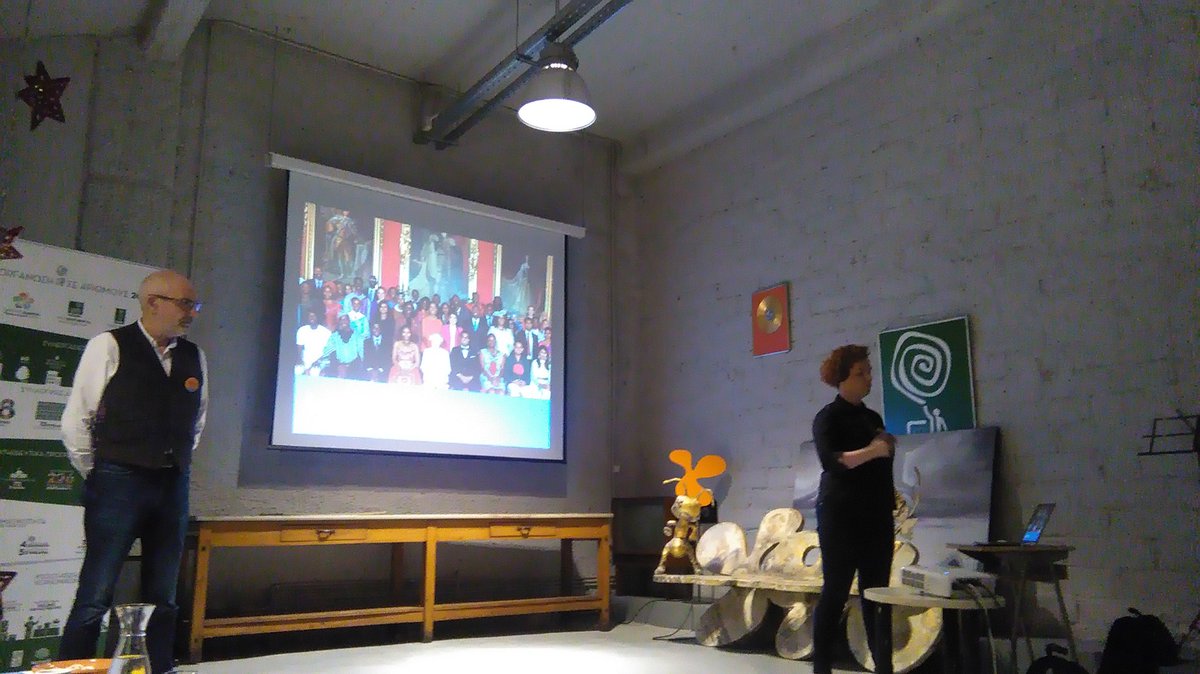 D4F_org's tweet image. We need to invest on leadership and capacity building so that services work for people. Help leaders gain #servicedesign skills @openchangeuk @AthensGovJam #ggovjam #govdesign