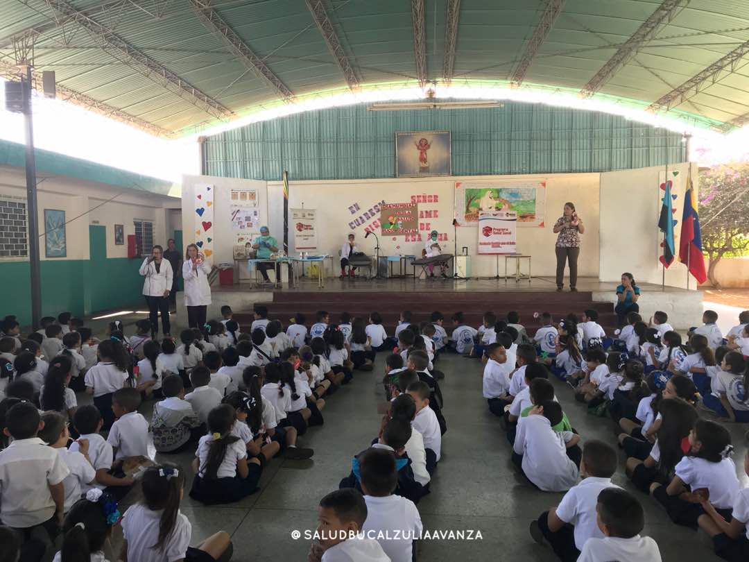 benitocapri's tweet photo. 1.- En el Día Mundial de la Salud BucoDental se desplegaron charlas a través de todos los municipios del estado, llevando el mismo tema, "Comprender Conexión de tu Boca con el Resto del Cuerpo" https://t.co/yIQnfFyHQy