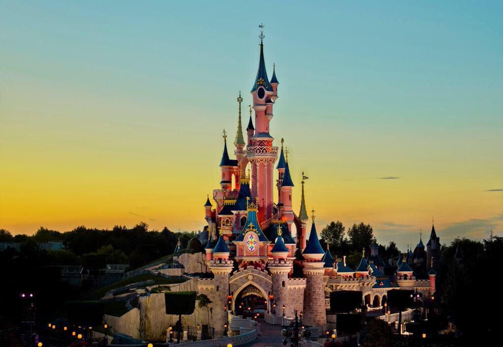 ButDansLaVie's tweet photo. Emmenez moi à Disney 😏🔥 https://t.co/dg0FgkJn6c