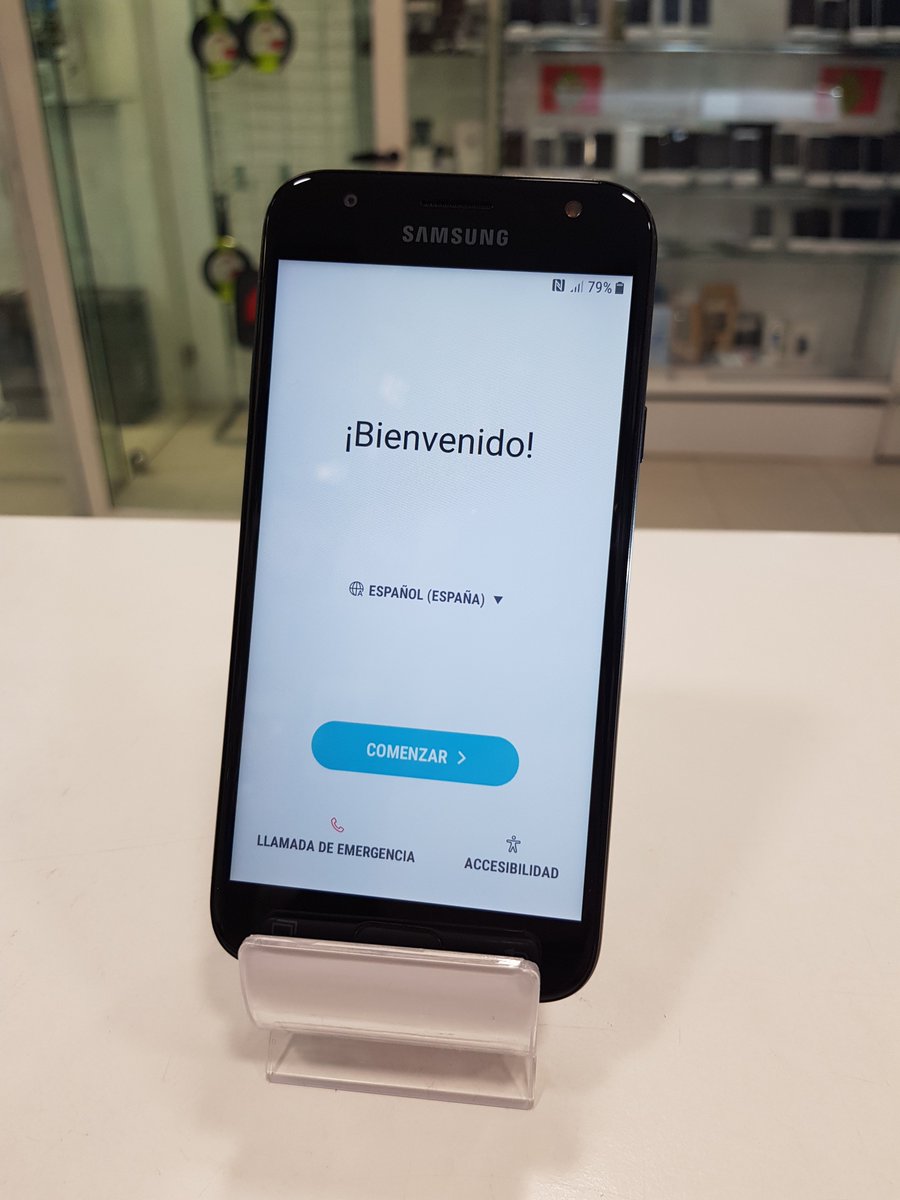 SecondBestSB's tweet photo. Que de comienzo el #SORTEO

#Samsung Galaxy J3 2017 por la cara solo con 3 sencillos pasos!

1⃣Síguenos en nuestra cuenta de Twitter @SecondBestSB 

2⃣Menciona a 2 amigos en los comentarios

3⃣Dale Retweet a esta publicación!

Espero que me deis faena con muchos candidatos! https://t.co/vuaQo9NiEe