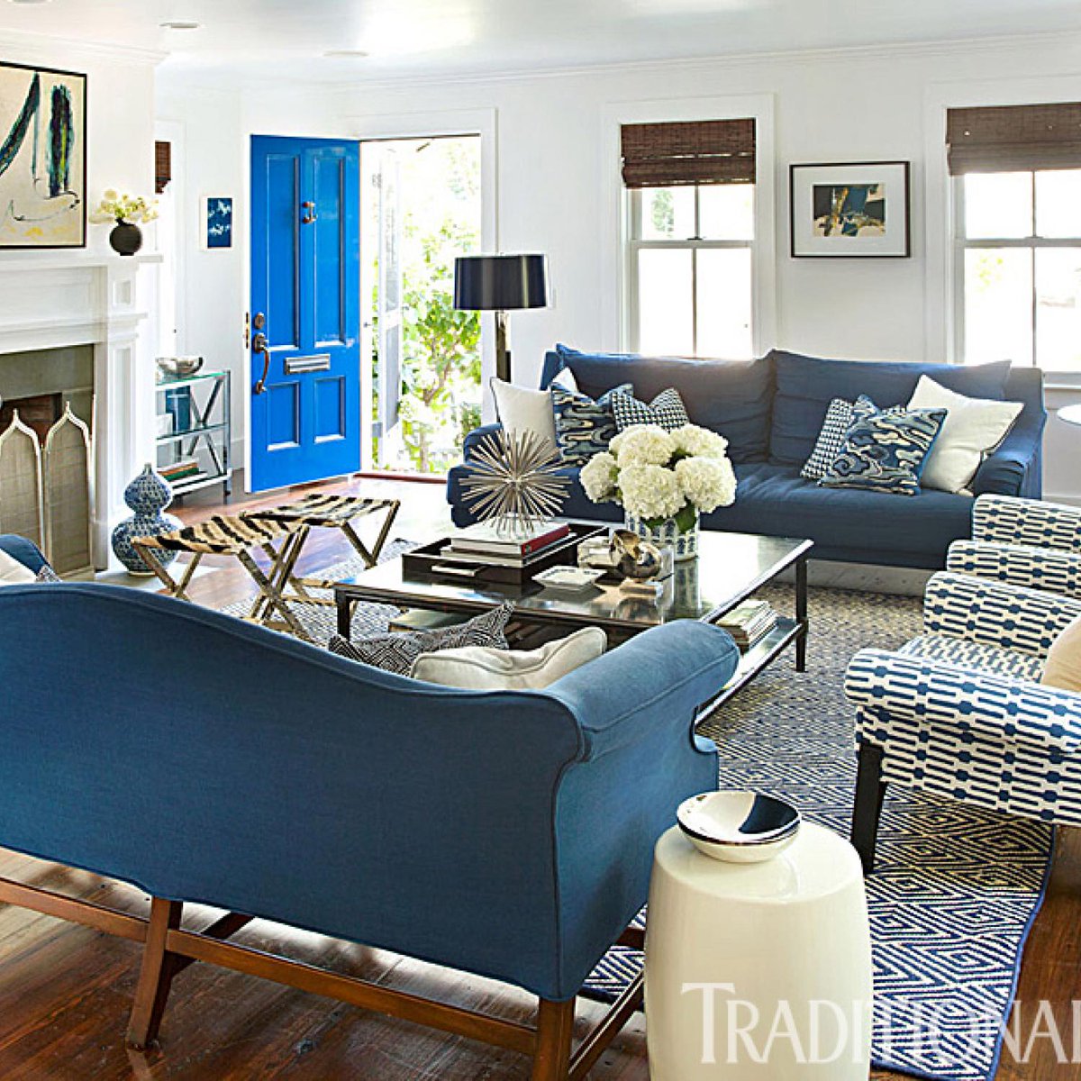 HomeConsignment's tweet image. Read on to learn the many ways to arrange your living room furniture. Find what works for you! bit.ly/2DGTfLk