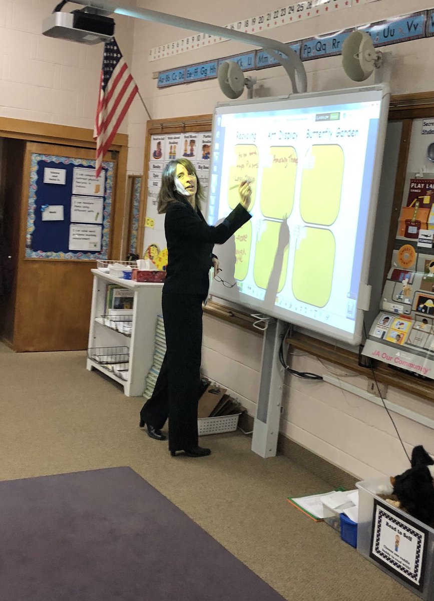WallaceSecond's tweet photo. Decision making with JA!
#APride #JA https://t.co/mnRWSI0J29