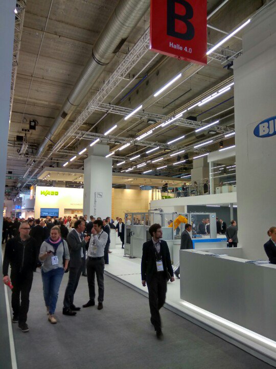 raitsbebris's tweet photo. Arrival to biggest Light fair in EU: Light+Building 2018 #LightBuilding2018 #MesseFrankfurt with focus on efficient lighting and #sustainablefuture with @Light_Building . #futureiselectric https://t.co/ernmUxxdRx