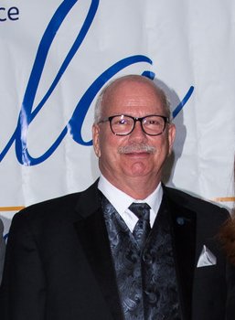 #Congratulations to <a href="/MidlandsTech/">Midlands Technical College</a>'s Tom Ledbetter for being honored for entrepreneurial success by @GICCEvents! #partners 
Read More >>> buff.ly/2pqV62x