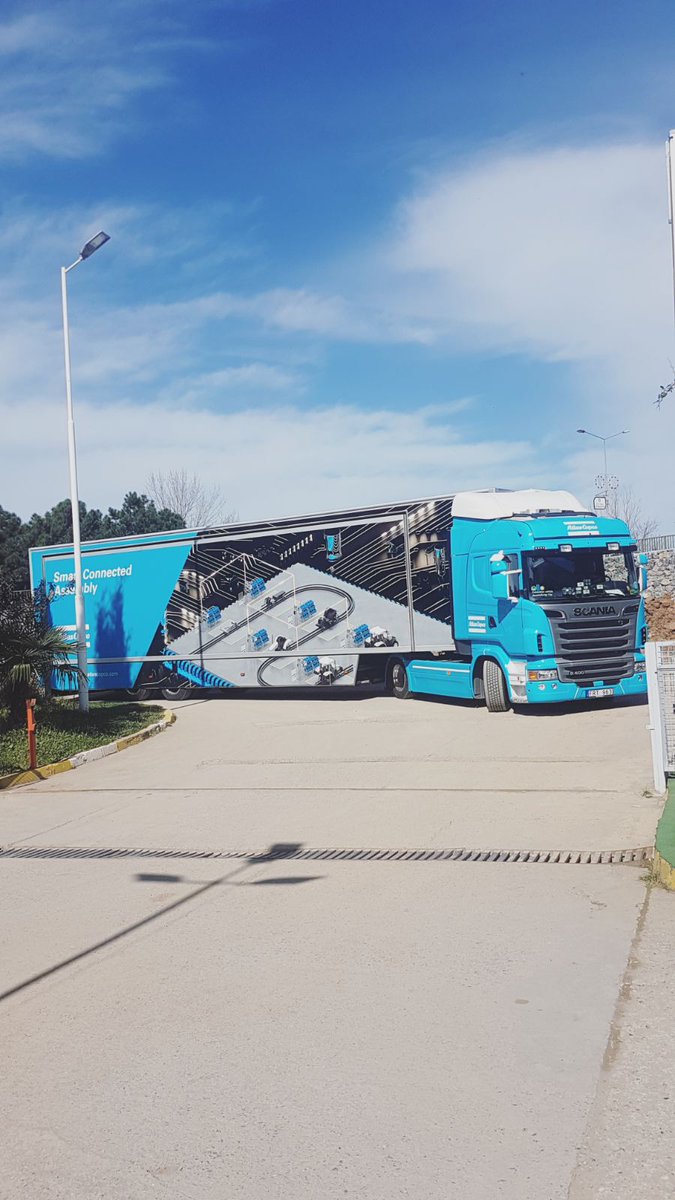 AtlasCopcoTR's tweet photo. Smart Connected Assembly Truck Türkiye'ye geldi. Yerinizi ayırtmak için hemen bizimle iletişime geçin! itba.communications@tr.atlascopco.com https://t.co/69YCcGx7Ey https://t.co/cofCqYRjt4