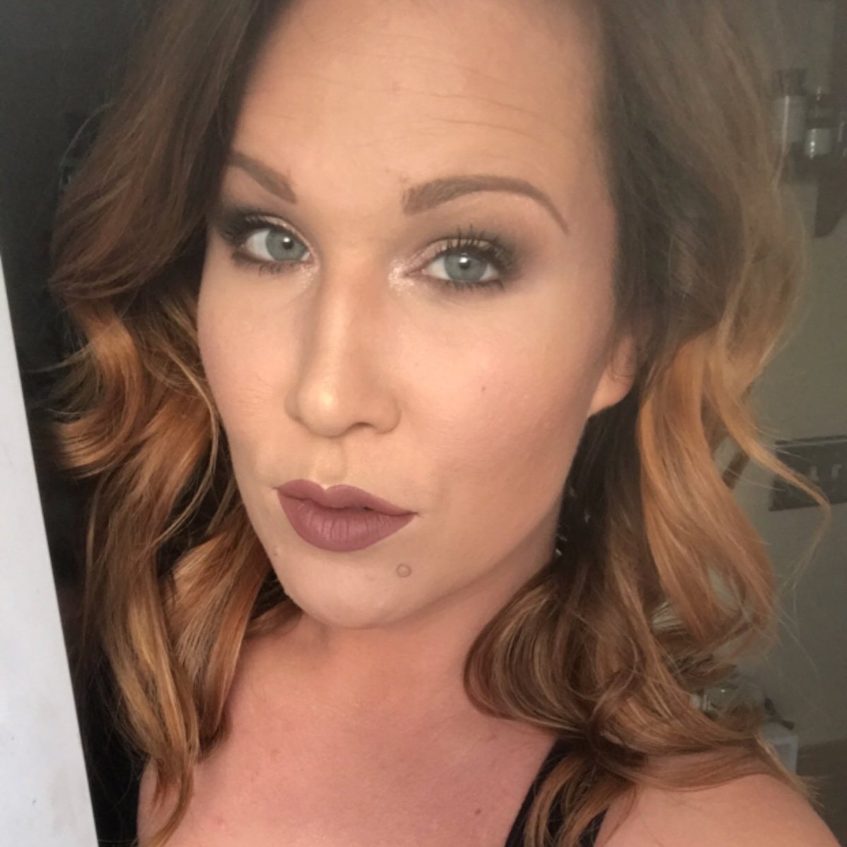 MasekAmanda's tweet photo. @MarcBeauty @Influenster #SoShameless #complimentary #contest https://t.co/LOhxmYjlhb