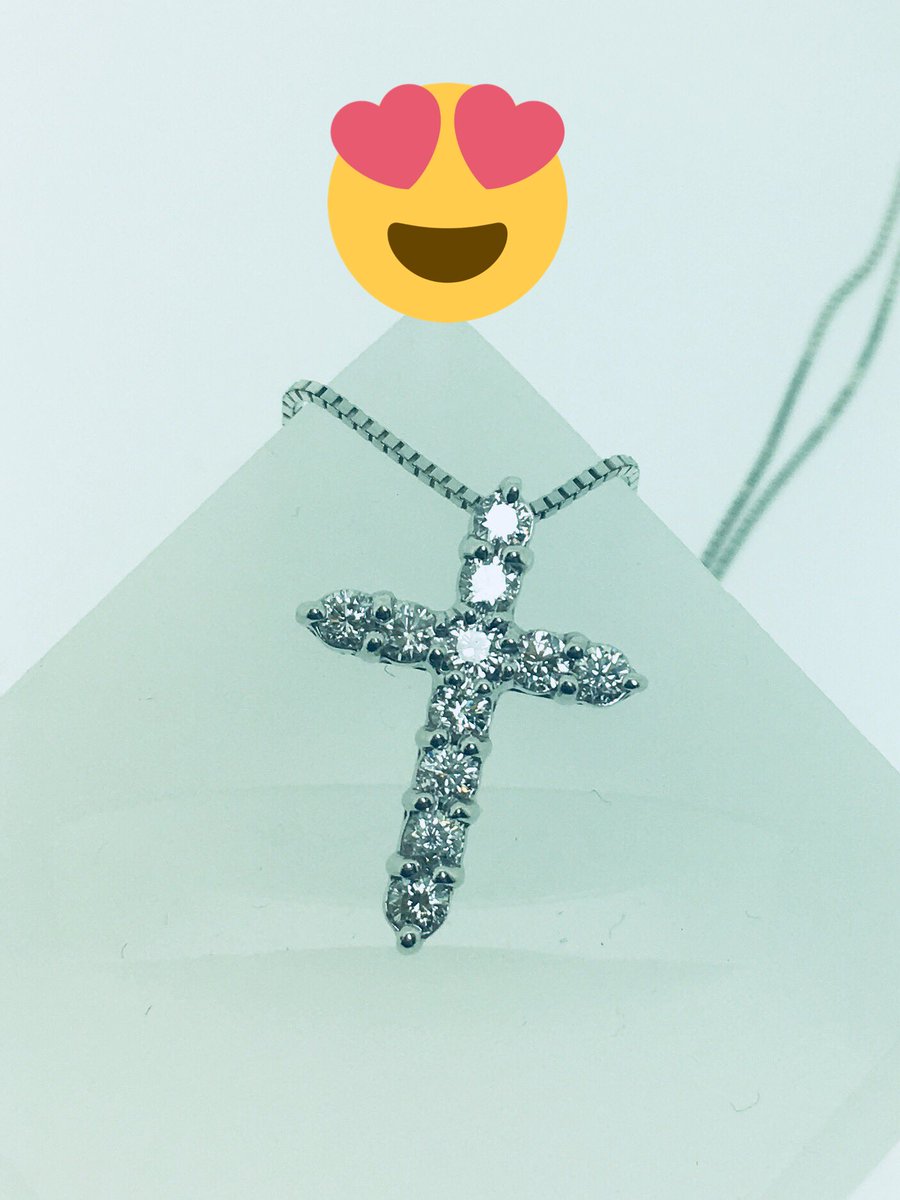 bradleyhands's tweet photo. Who doesn’t like a diamond 💎 pendant? DM for prices @HPJwatches https://t.co/FWPl8o9Ab3