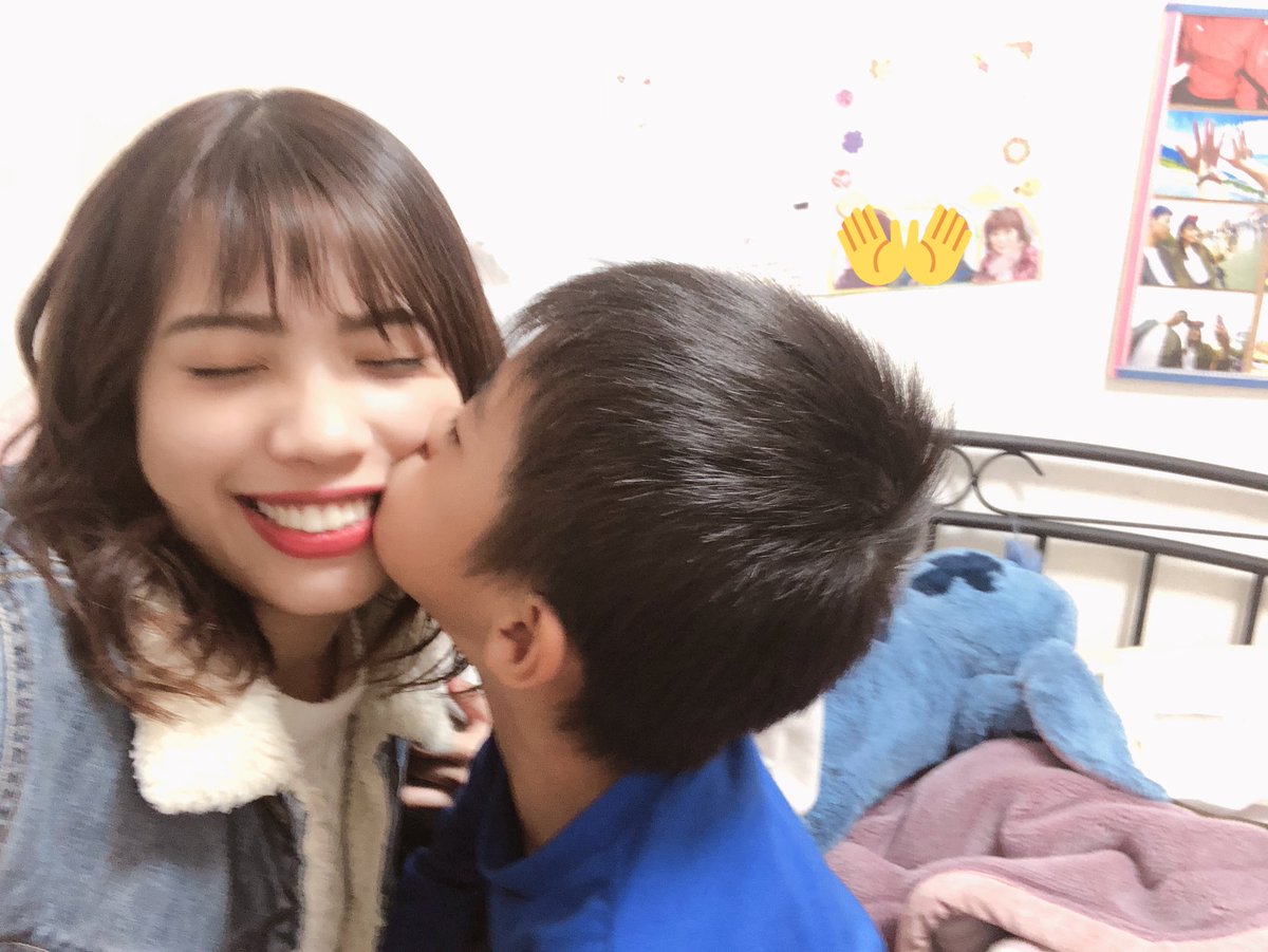 tkdviaaa's tweet photo. 仲良いだろ♥️🤞🏾 https://t.co/ieBriptF1h
