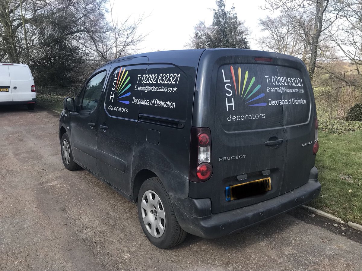 LSH Decorating Services tweet media