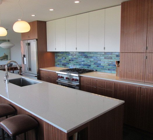 Check out this awesome back splash installation of our 2 1/4 X 8 Quarry Paver in Aquarium Blend. Our tiles designs add a unique element to any design! Visit our website at senecatiles.com or our pinterest page pinterest.com/SenecaTiles for more ideas.