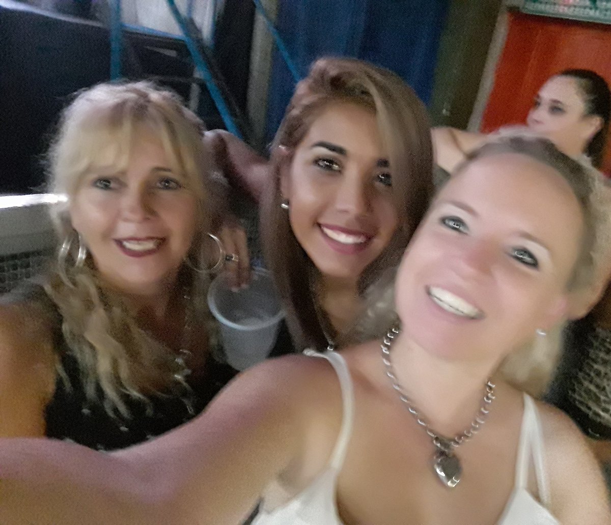 SoleBV's tweet photo. La próxima será mejor 😎 @IVANASTEFI https://t.co/8AAdM3nApe