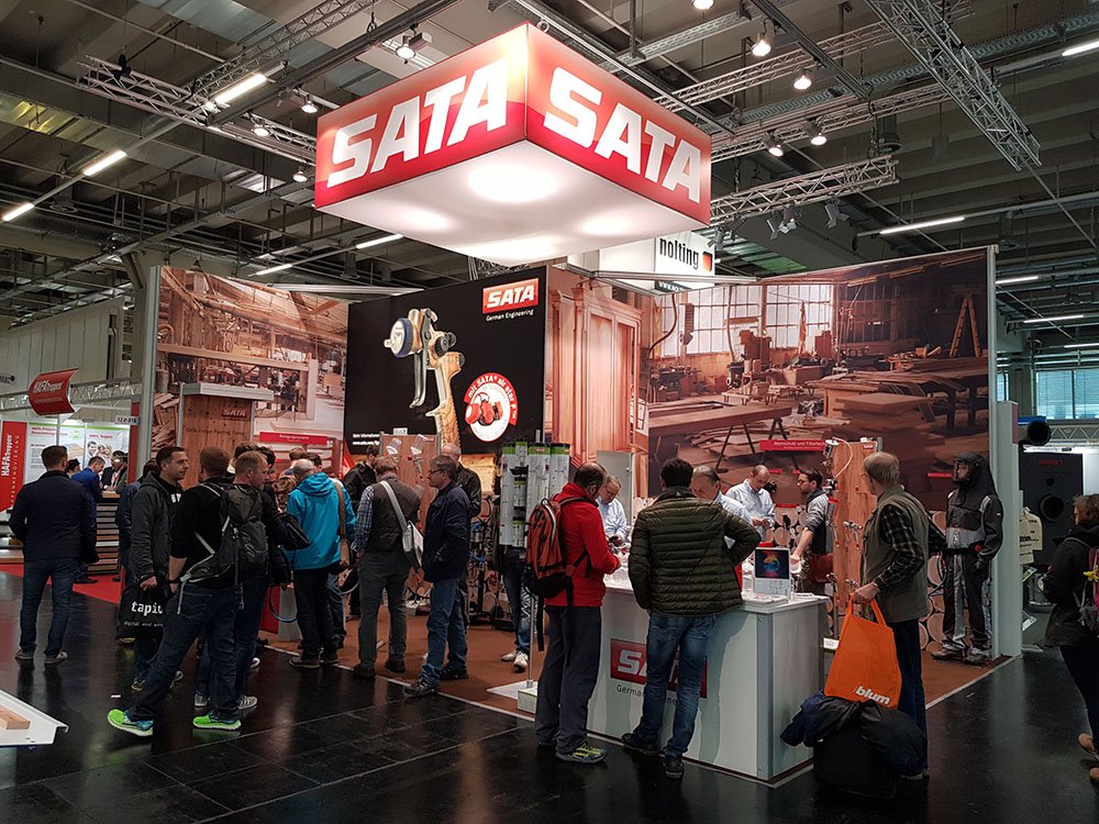 Greetings from the “Holz-Handwerk” fair in Nuremberg! 
Until Saturday, you will find us on our booth 818 in hall 12.0. 
We are looking forward to meeting you there!
#SATA #SATAFamily