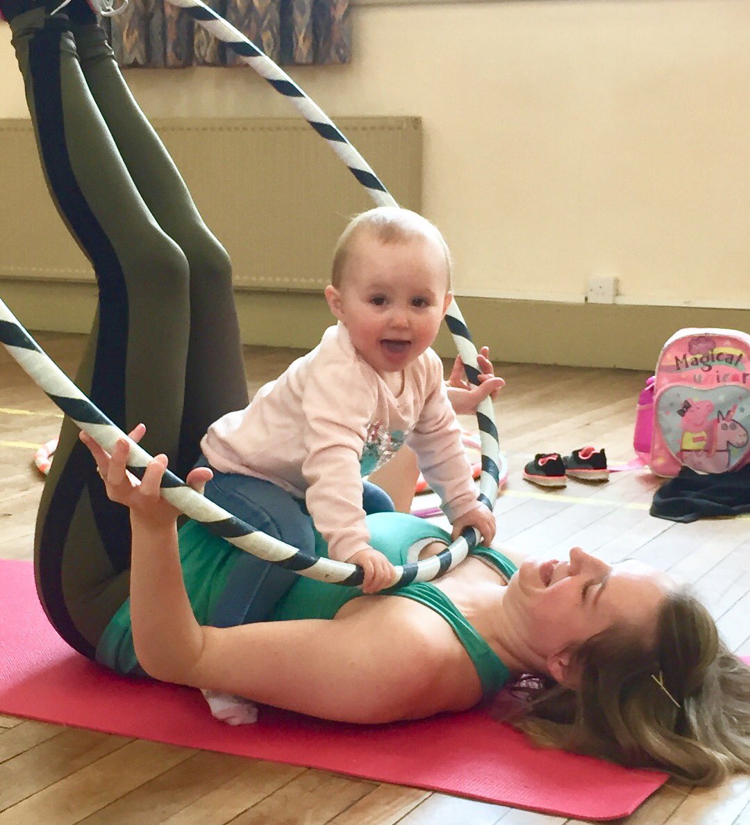 ValleyHoopers's tweet photo. Well done to these amazing Mama’s who came to Tuesdays class. You did a fab job to keep that hoop spinning!! Come join next weeks Hooping Mama’s at St Peter’s Hall Haslingden. #thevalleyhoopers #hoop #hoopingmamas #hooperobics #childfriendly #babyfriendly rossendale #Lancashire https://t.co/bgHGnTiVNJ