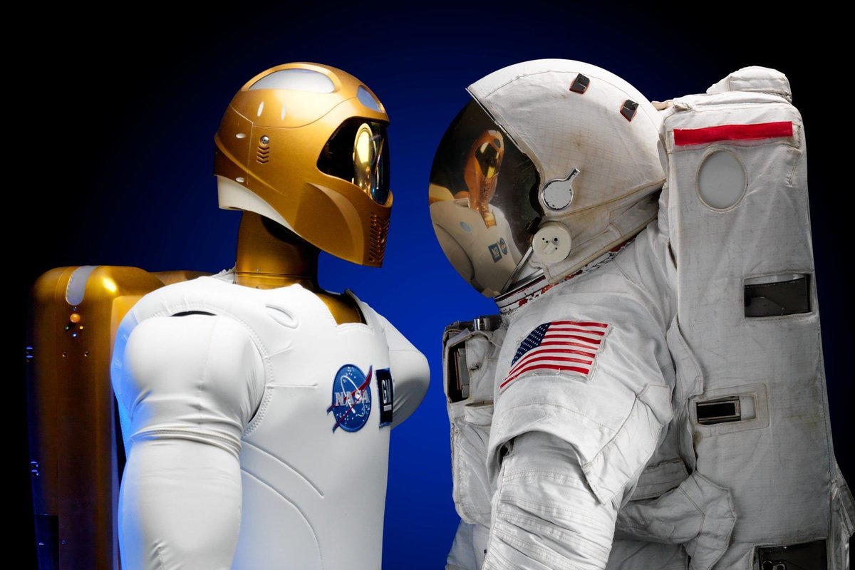 ItsClockwork's tweet photo. The future—it’s not the past: "examine the hazards of misapplying history-driven predictive analytics when examining complex, uncertain systems and operations" - https://t.co/IBnFCQcIkH #predictivemaintenance https://t.co/DuUfceSzaQ
