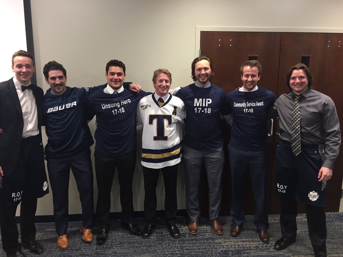 Trine Men's Hockey tweet media