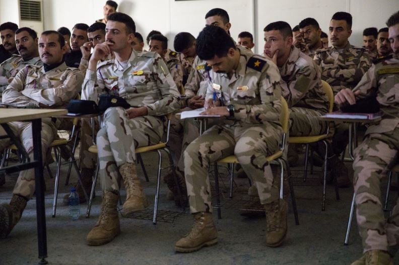 #Irak
Dans la campagne de stabilisation de l’Irak, près de 130 000 soldats irakiens ont été formés par la <a href="/coalition/">The Global Coalition</a> ➡dvidshub.net/image/4185886/…