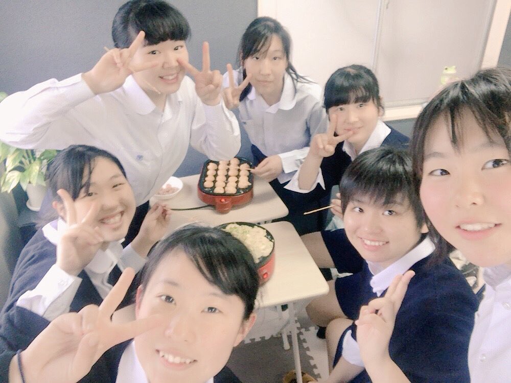 Kvbc139's tweet photo. 2018.03.16
『第1弾 たこ焼き作り大会』 https://t.co/AlT9eB3hqM
