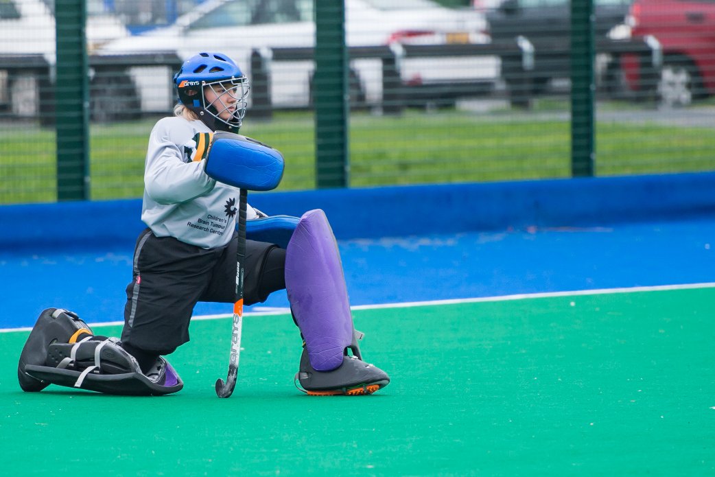 #BUCSBigWednesday | Starting shortly - <a href="/UniofNottingham/">Uni of Nottingham #WeAreUoN</a>  Women 1s take on <a href="/LboroSport/">Loughborough Sport</a> 1s in the Women's Hockey Championship!

Start: 2.30pm
Venue: Nottingham Hockey Centre
Tickets: fixr.co/organiser/BUCS
Live stream: facebook.com/UoNSport/video…

We are #GreenandGold